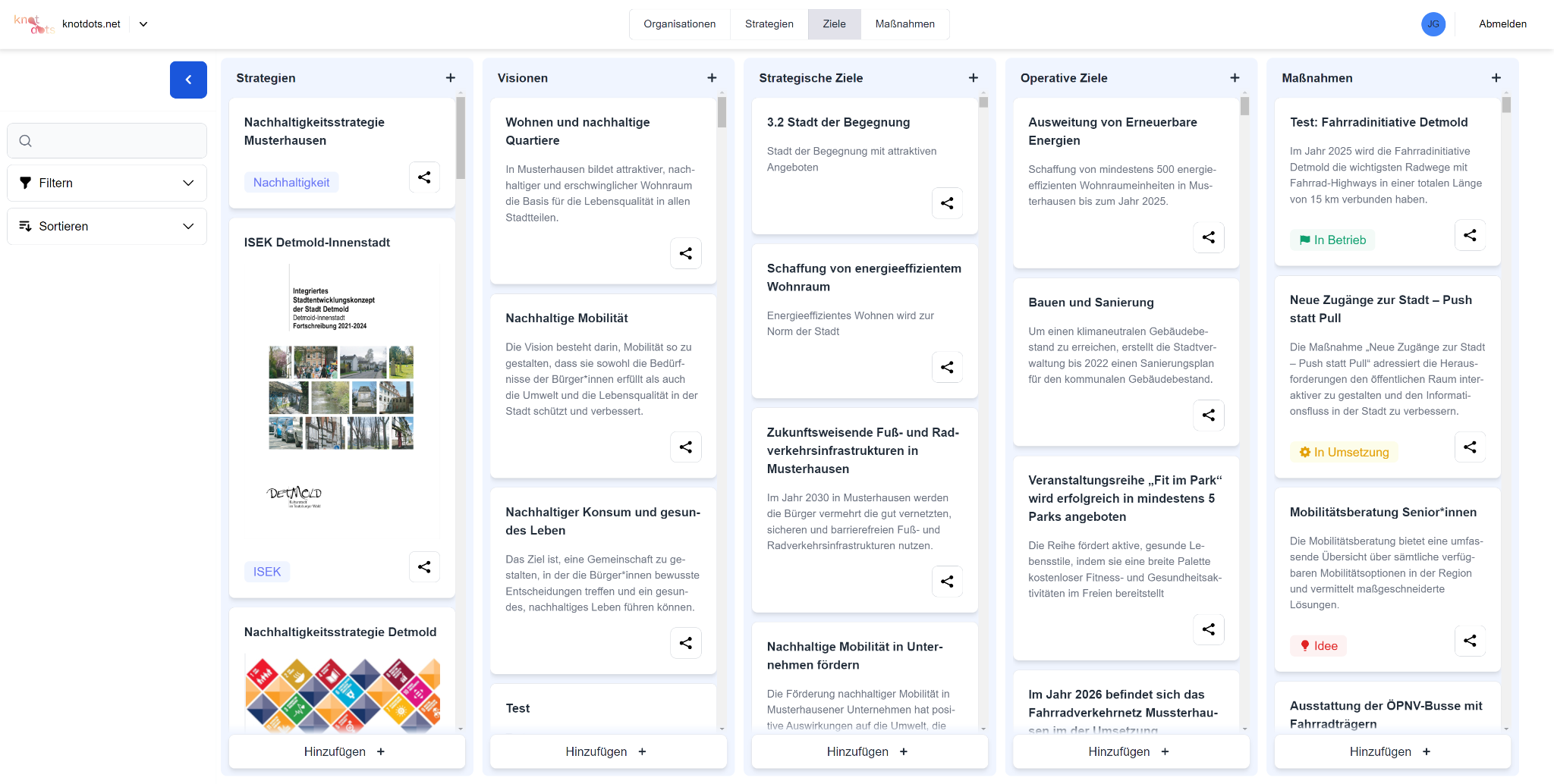 Screenshot der einzelnen Kacheln/Aufgaben des Analysetools.